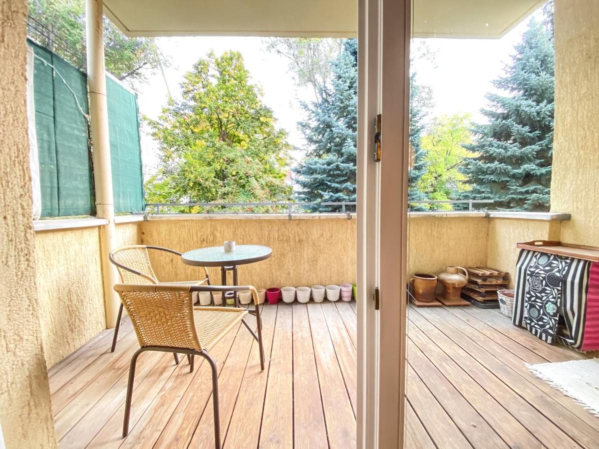 Apartment Historische 3raum Zentrumsnah In - Balkon, Tv, Marmorbad, Privatbibliothek
